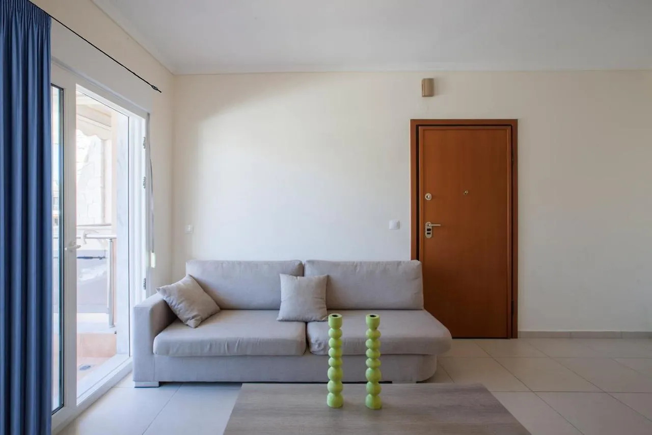 Darina central Accommodation Pefkochori