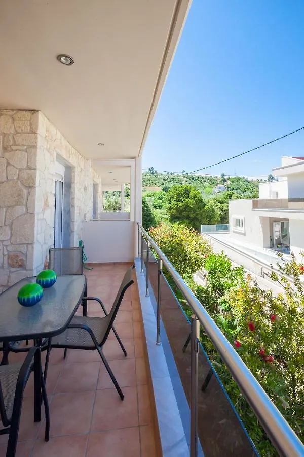 Darina Central Accommodation Pefkochori Greece