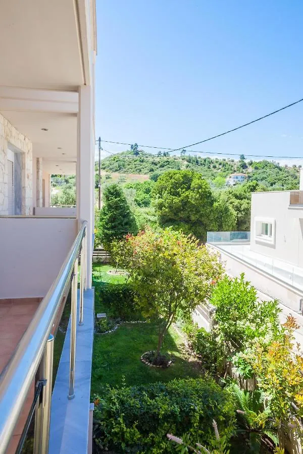 Apartment Darina Central Accommodation Pefkochori